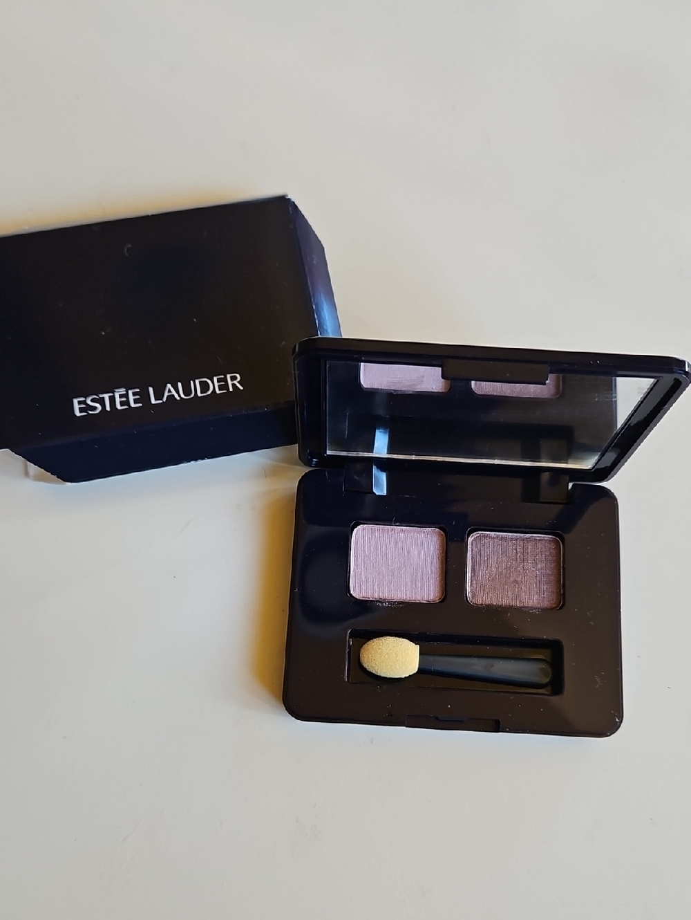 Estée Lauder  Eyeshadow Duo #13 Pale Moon And #7 Smokey Compact Travel Size